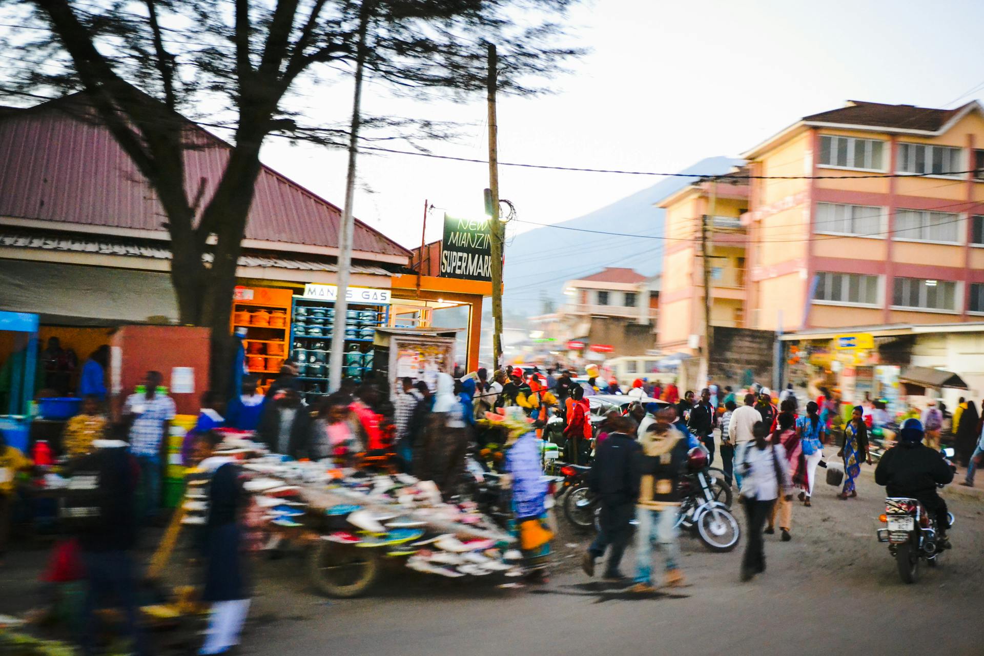 L’Union africaine et l’UE lancent un programme conjoint d’échange d’innovation pour les jeunes