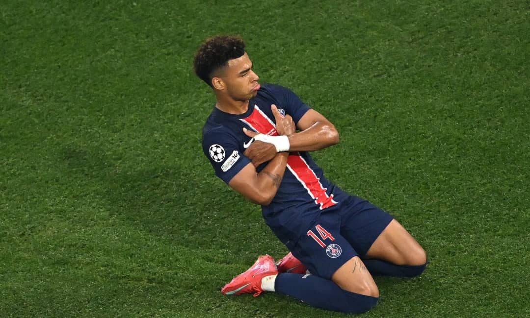 le PSG s’impose de justesse à Metz et reprend provisoirement la tête