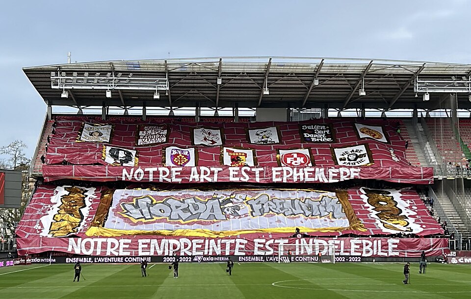 le FC Metz officiellement relégué en Ligue 2, Monaco se relance